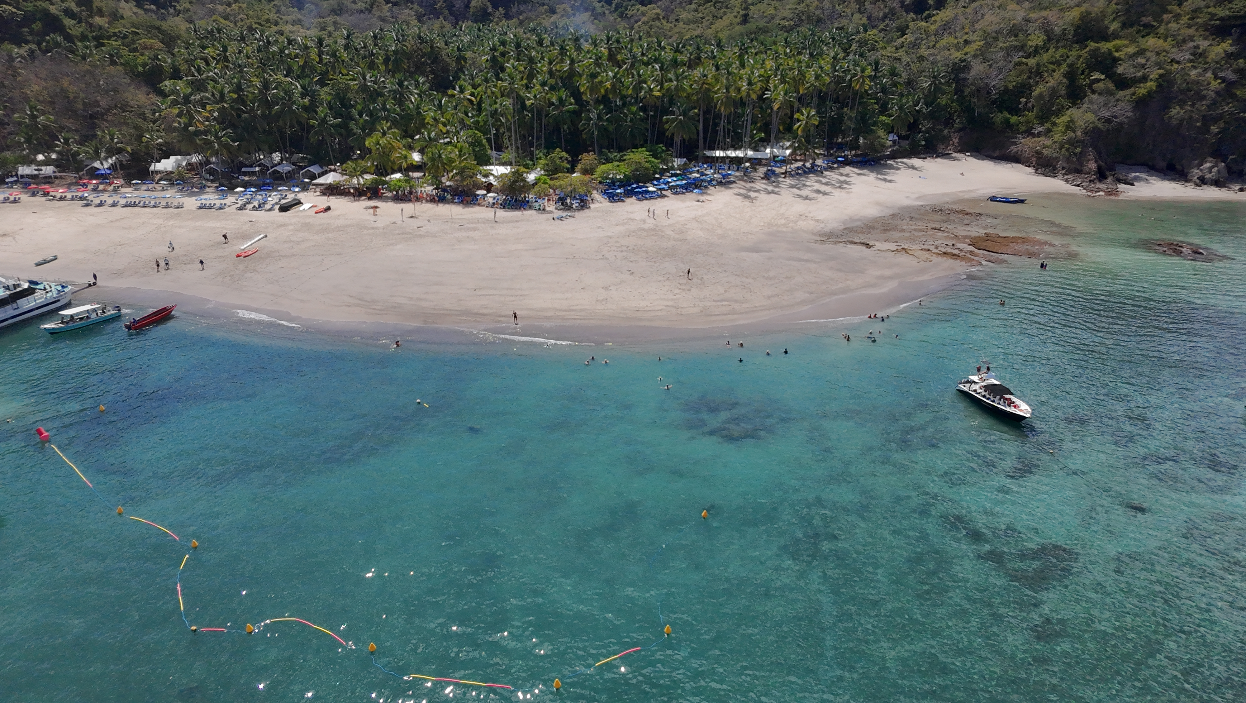 Isla Tortuga Private Tour